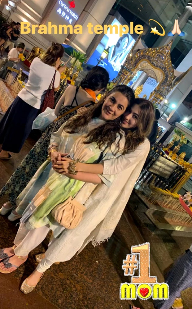 PHOTOS Sara Ali Khan celebrates her 24th birthday with Varun Dhawan and Coolie No 1 team in Bangkok