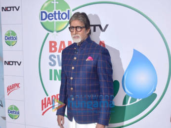 Photos: Amitabh Bachchan attends the launch of NDTV Dettol Banega Swachh India season 9