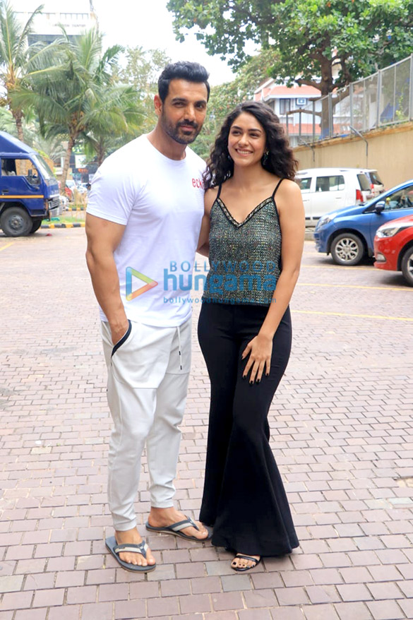photos cast of batla house snapped during promotions at jw marriott juhu 2