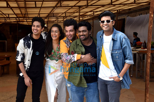 photos cast of chhichhore snapped during promotions 1