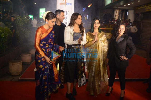 photos celebs snapped at the special screening of mission mangal in delhi 3