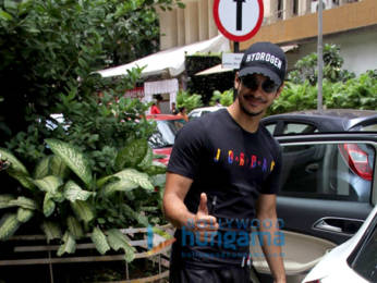 Photos: Ishaan Khatter And Khushi Kapoor spotted Manish Malhotra's office in Bandra