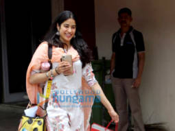 Photos: Janhvi kapoor And Pooja Hegde spotted after her Pilates session