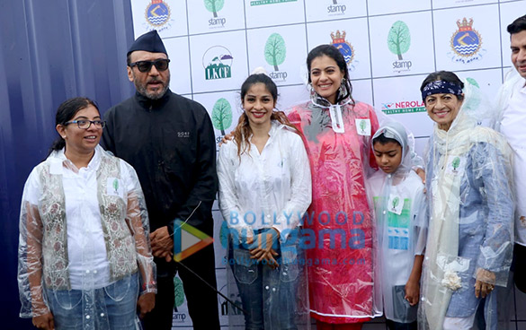 photos kajol tanuja tanishaa mukerji and jackie shroff attend the earth renewal project by stamp 3