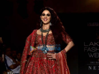 Photos: Kangana Ranaut, Malaika Arora, Shilpa Shetty and others walk the ramp as show stoppers at Lakme Fashion Week 2019 | Day 5