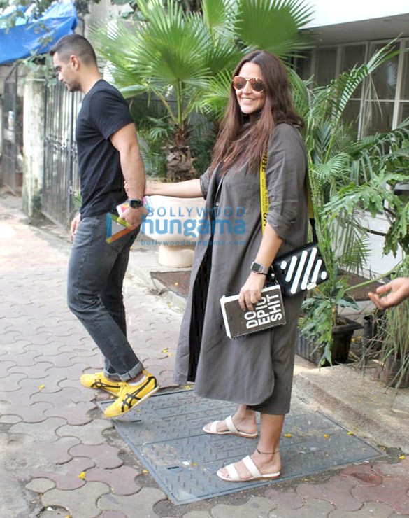 photos neha dhupia and anged bedi spotted at sequel 6