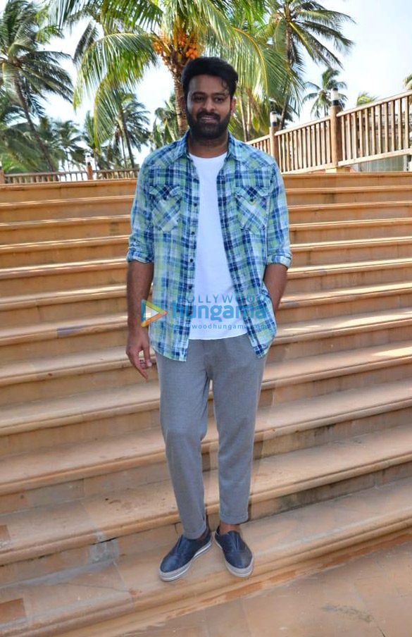 photos prabhas and shraddha kapoor snapped promoting saaho at jw marriott 1