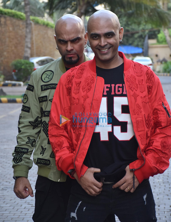 photos raghu ram and rajiv lakshman promote skulls roses 1