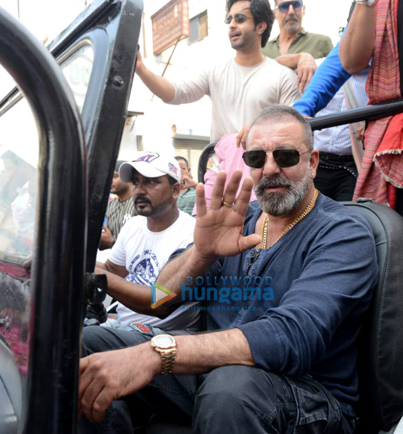 photos sanjay dutt jackie shroff and others grace the trailer launch of prassthanam 1