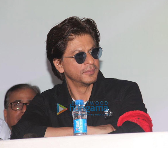 Photos: Shah Rukh Khan snapped at an event at Bandra station