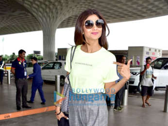 Photos: Shilpa Shetty, Bhumi Pednekar and Esha Gupta snapped at the airport