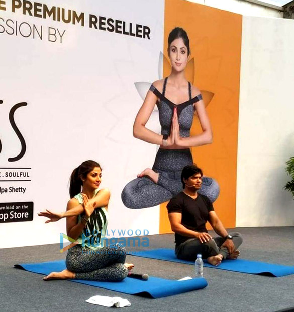 photos shilpa shetty snapped post her yoga session 5