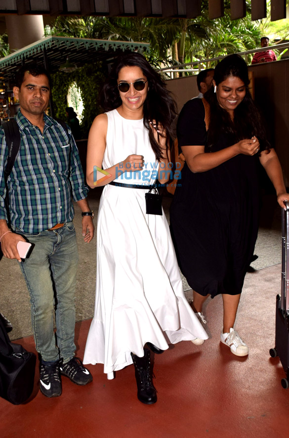 photos shraddha kapoor pooja hegde sonam kapoor ahuja and others snapped at the airport 1
