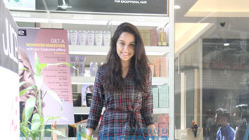 Photos: Shraddha Kapoor spotted at a salon in Juhu
