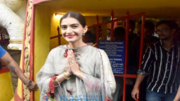 Photos: Sonam Kapoor Ahuja snapped at Shani Temple in Juhu