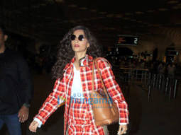 Photos: Sonam Kapoor Ahuja, Anil Kapoor and Ayushmann Khurrana snapped at the airport