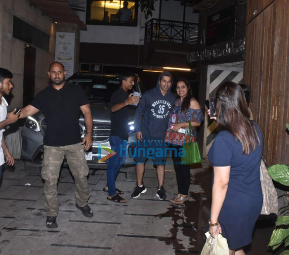 photos varun dhawan and aparshakti khurrana spotted at the gym in juhu 4