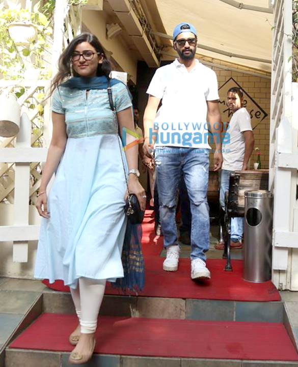 photos vicky kaushal spotted at smoke house deli in bandra 2