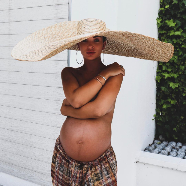 Pregnant Amy Jackson goes topless, speaks about embracing her body 