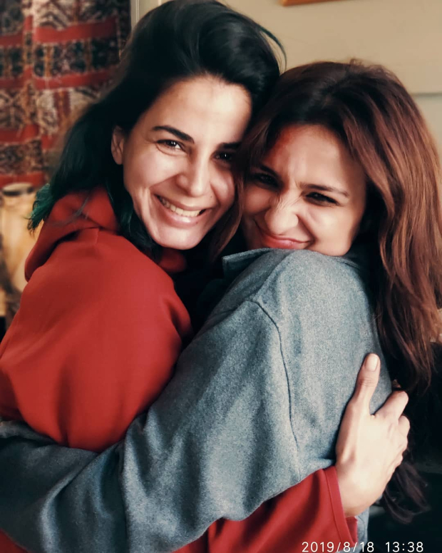 The Girl On The Train: Parineeti Chopra and Kirti Kulhari share a hug after their first scene together