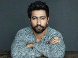 Vicky Kaushal is over the moon as he receives flowers from Amitabh Bachchan and Jaya Bachchan for winning a national award