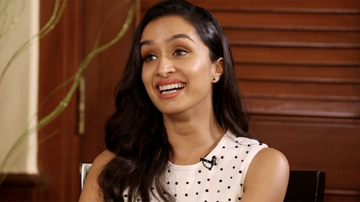 What If PRABHAS Proposes Shraddha to get Married? Her EPIC Answer | Rapid Fire | Saaho | SRK