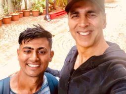 Akshay Kumar overwhelmed by a fan who walked 900 km in 18 days from Dwarka to Mumbai to meet him