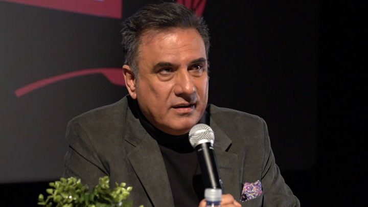 HILARIOUS: How Boman Irani Convinced Rajkumar Hirani For His Look In Munnabhai MBBS? HILARIOUS: How Boman Irani Convinced Rajkumar Hirani For His Look In Munnabhai MBBS?