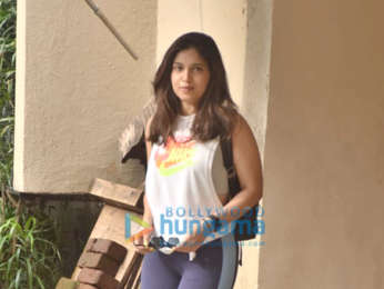 Photos: Bhumi Pednekar snapped at a dance class in Andheri