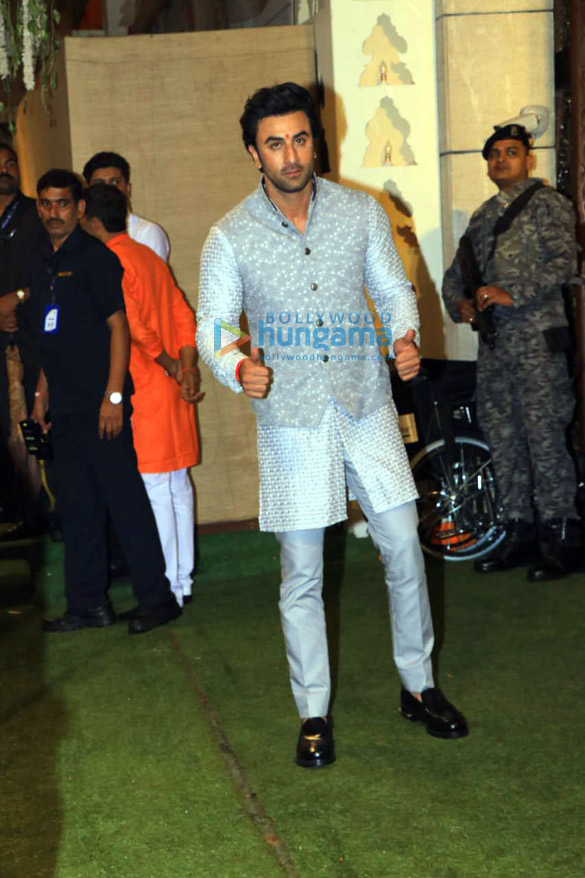 photos celebs grace anil ambanis residence for ganesh chaturthi celebration5 18