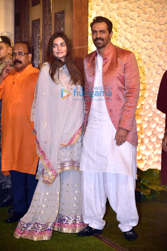 photos celebs grace anil ambanis residence for ganesh chaturthi celebration5 25