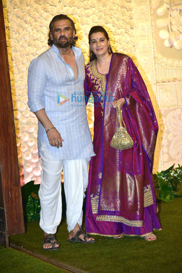 photos celebs grace anil ambanis residence for ganesh chaturthi celebration5 5