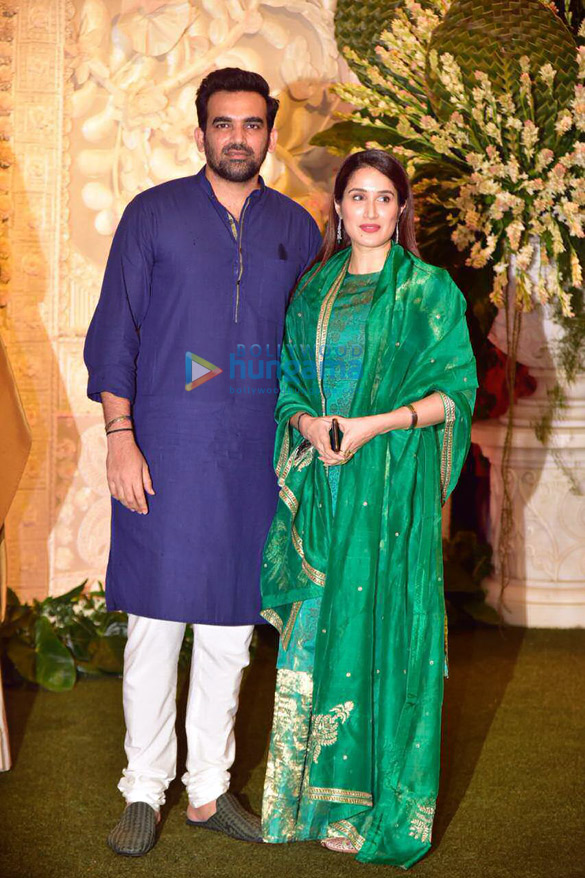 photos celebs grace anil ambanis residence for ganesh chaturthi celebration5 6