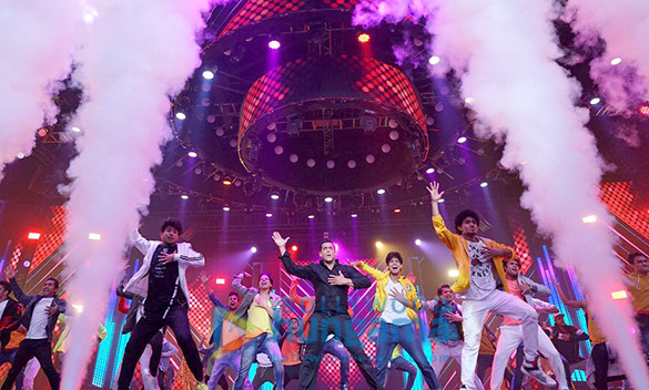 photos celebs grace the 20th iifa awards 2019 at nsci dome 16 2