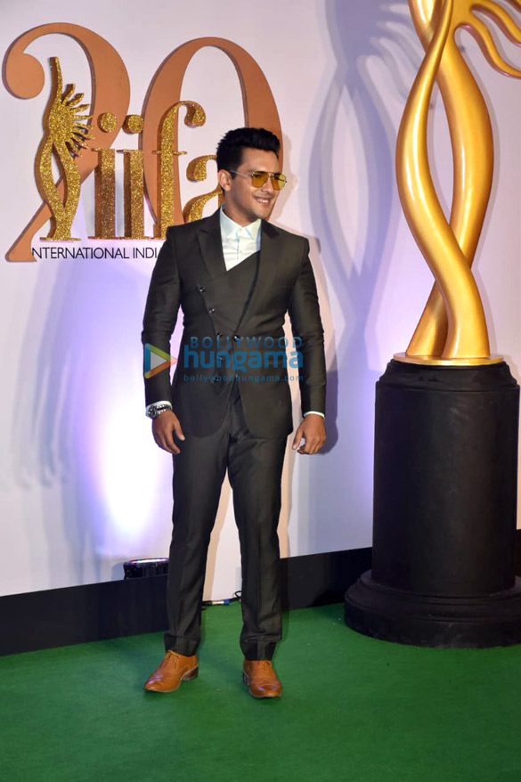 photos celebs grace the green carpet of iifa rocks 20194 2