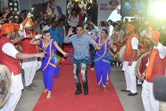 photos celebs grace the launch press conference of bigg boss with salman khan 4