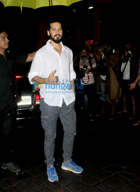photos celebs snapped at salman khans residence for ganesh chaturthi 2019 celebrations1 2