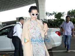 Photos: Kangana Ranaut, Shraddha Kapoor and others snapped at the airport