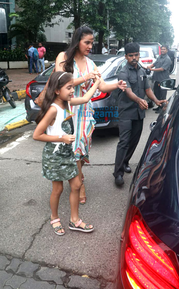 Photos: Lara Dutta spotted at Yauatcha in BKC Photos: Lara Dutta spotted at Yauatcha in BKC