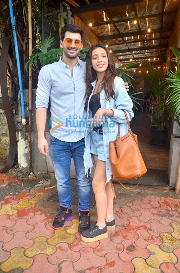 photos pal pal dil ke paas stars karan deol and saher bamba snapped at kitchen garden juhu 1