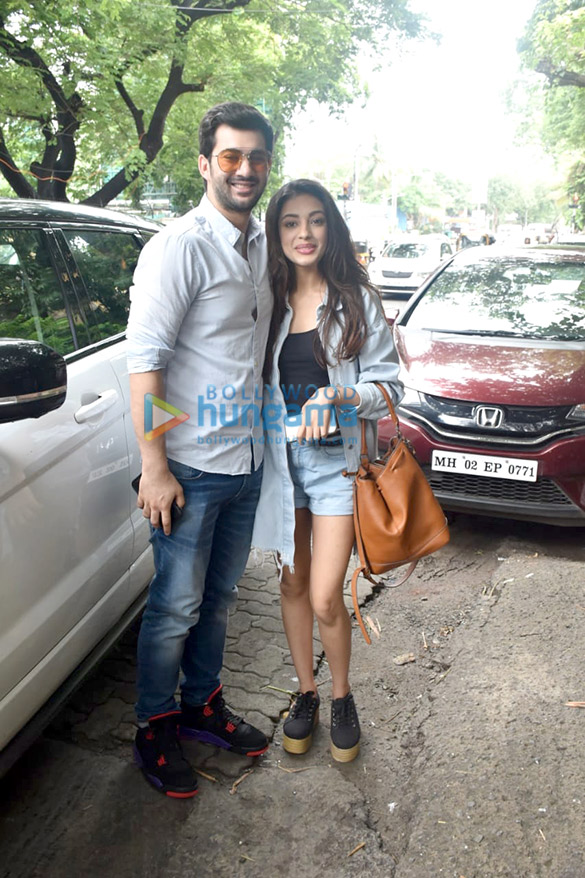 photos pal pal dil ke paas stars karan deol and saher bamba snapped at kitchen garden juhu 2