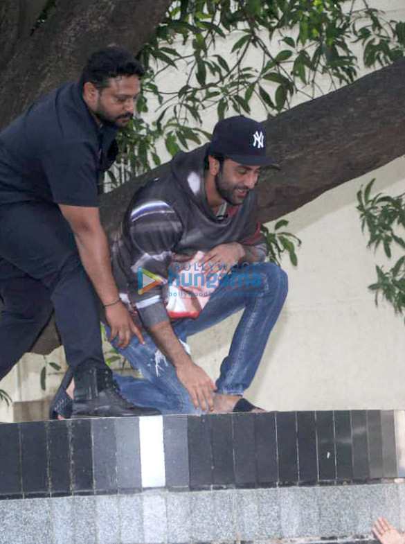 photos ranbir kapoor snapped meeting his fans on his birthday 1