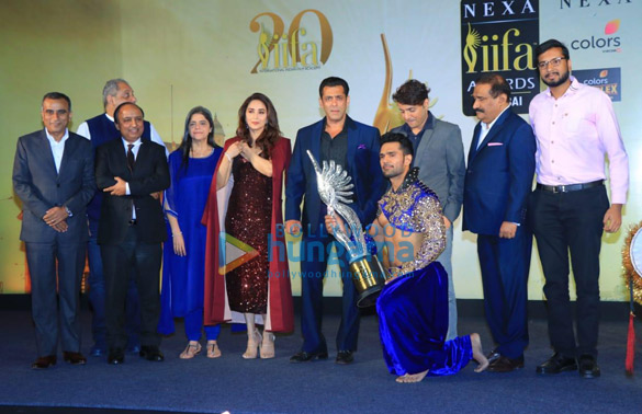 photos salman khan madhuri dixit and katrina kaif snapped at iifa 2019 press conference 004