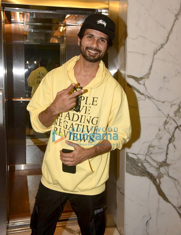 photos shraddha kapoor sushant singh rajput and others grace the special screening of chhichhore at yrf studio1 9