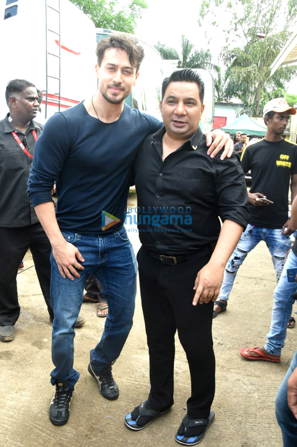 photos tiger shroff and ahmed khan snapped on location of baaghi 3 shoot 1