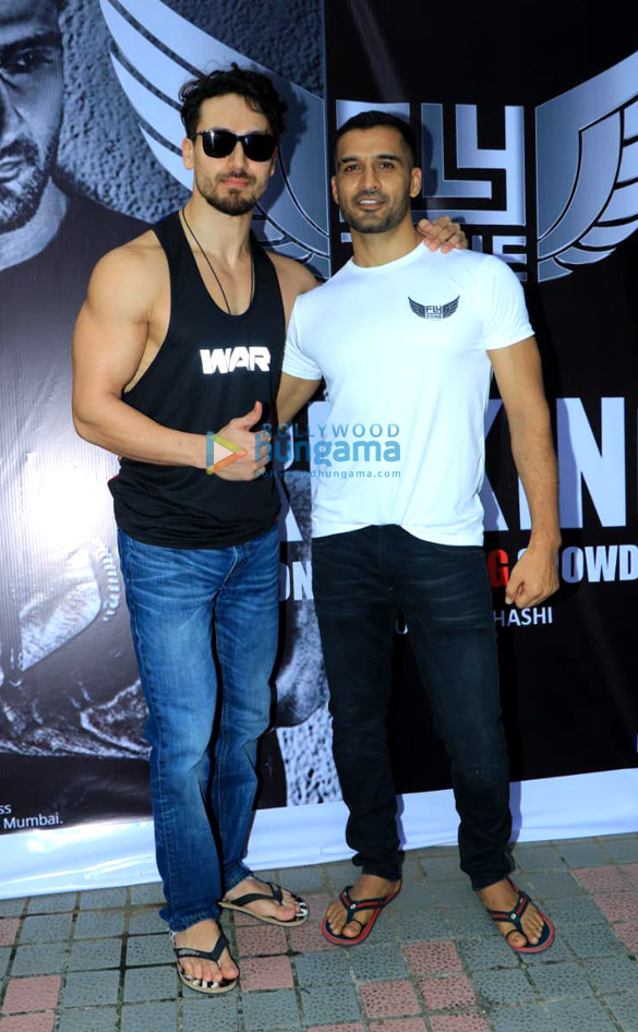 Photos: Tiger Shroff snapped at Fly Zone Fitness Photos: Tiger Shroff snapped at Fly Zone Fitness