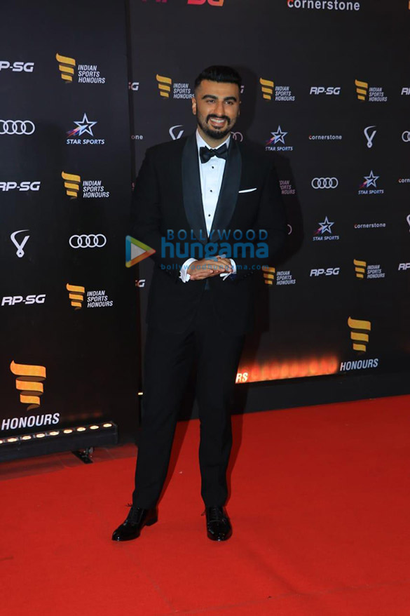 photos virat kohli anushka sharma and others snapped at indian sports honors 2019 012 3