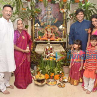 Photos: Vivek Oberoi snapped with his family during Ganpati puja at his residence
