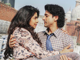Priyanka Chopra Jonas shares another lovey-dovey still with Farhan Akhtar from The Sky Is Pink Priyanka Chopra Jonas shares another lovey-dovey still with Farhan Akhtar from The Sky Is Pink