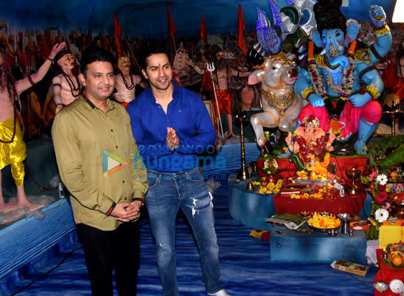Photos: Varun Dhawan, Kartik Aaryan and others snapped at T-Series’ Ganpati celebration